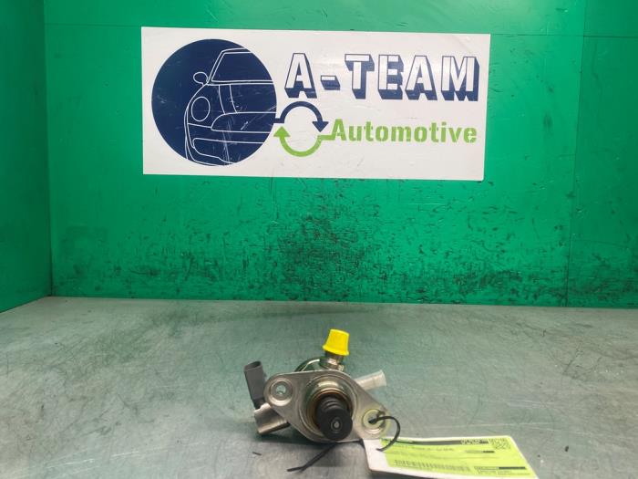 Gebruikte Hogedrukpomp Mercedes E (W213) E-200 2.0 Turbo 16V Prijs € 149,99 Margeregeling aangeboden door A-team Automotive