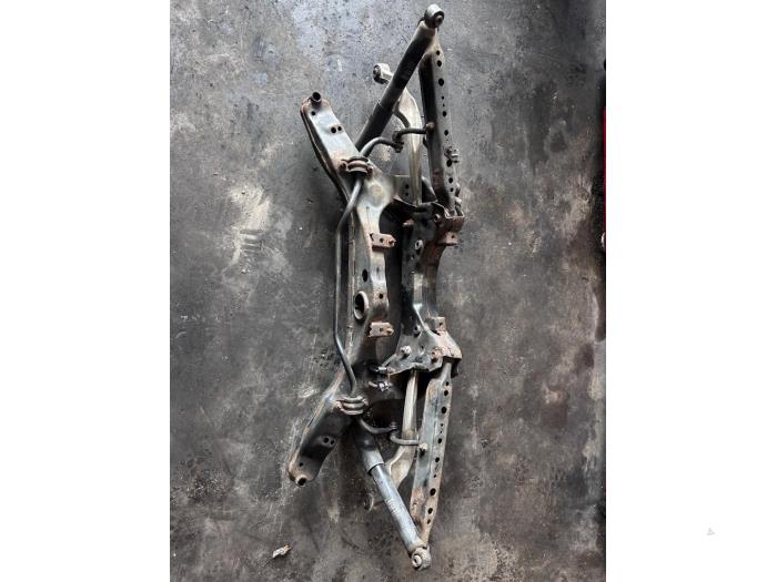Gebruikte Subframe Nissan Qashqai (J10) 2.0 16V 4x4 Prijs op aanvraag aangeboden door A-team Automotive