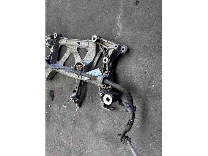 Gebruikte Subframe Volkswagen Golf VIII (CD1) 2.0 GTI 16V Prijs € 349,99 Margeregeling aangeboden door A-team Automotive