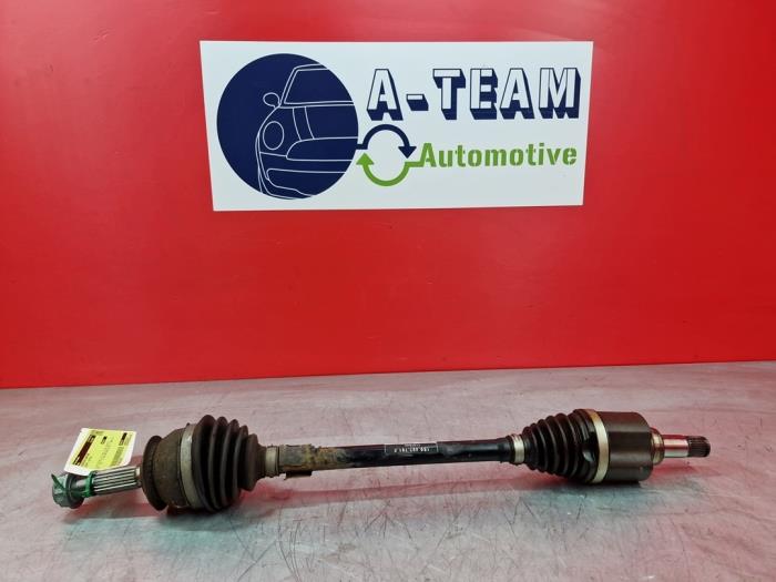 Gebruikte Aandrijfas links-voor Volkswagen Up! (121) 1.0 12V 60 Prijs € 19,99 Margeregeling aangeboden door A-Team Automotive