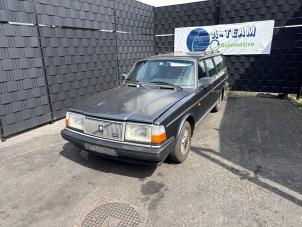Motor van een Volvo 240/245 240 1991