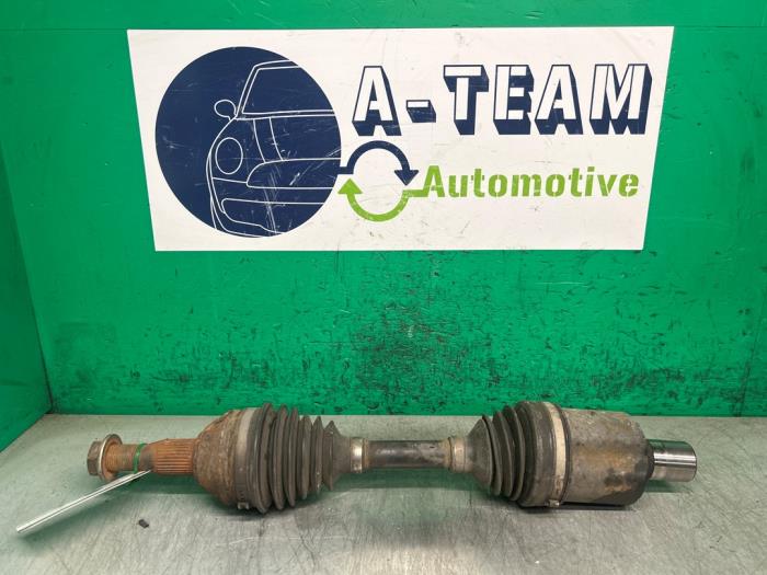 Gebruikte Aandrijfas links-voor Cadillac Seville 4.6 STS/North Star V8 32V Prijs € 49,99 Margeregeling aangeboden door A-team Automotive