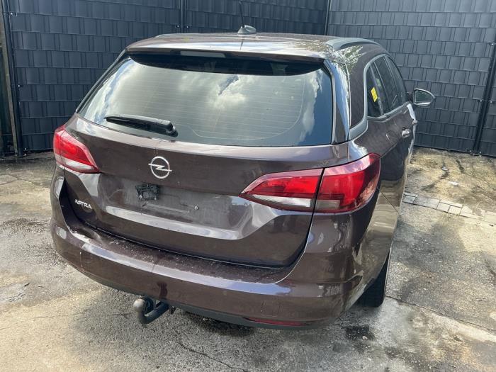 Gebruikte Rembol Opel Astra K Sports Tourer 1.6 CDTI 110 16V Prijs € 44,99 Margeregeling aangeboden door A-Team Automotive