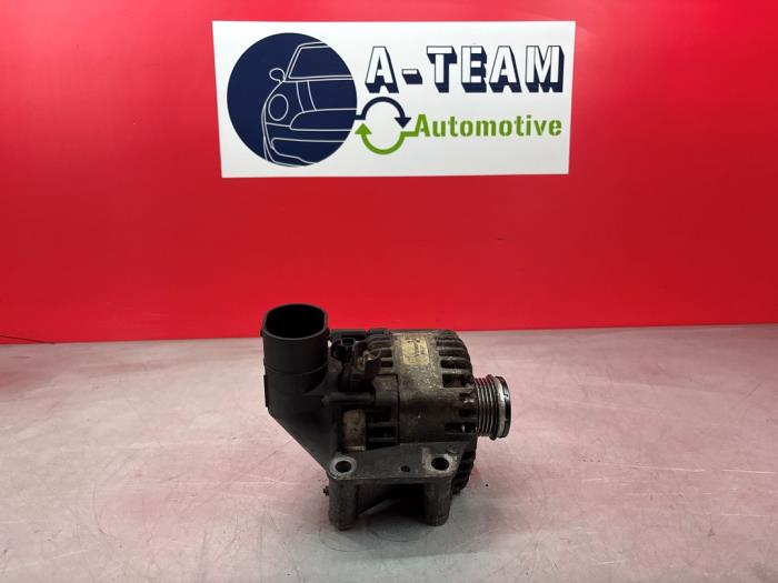 Gebruikte Dynamo Ford Mondeo III 1.8 16V Prijs € 39,99 Margeregeling aangeboden door A-Team Automotive