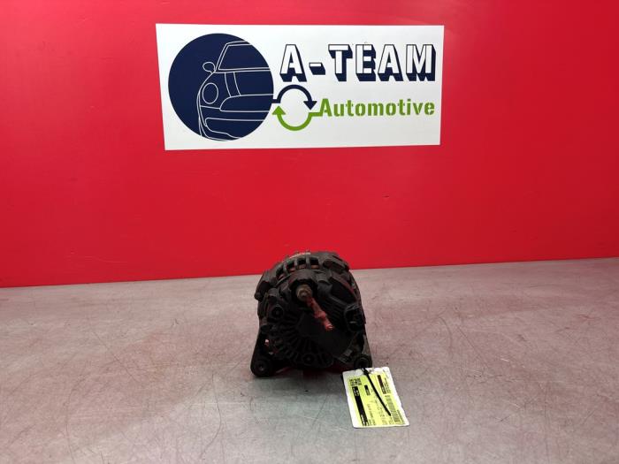 Gebruikte Alternator Renault Twingo II (CN) 1.2 16V Prijs € 34,99 Margeregeling aangeboden door A-Team Automotive