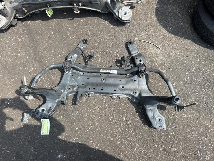 Gebruikte Subframe BMW X1 (F48) sDrive 20i 2.0 16V Twin Power Turbo Prijs € 69,99 Margeregeling aangeboden door A-team Automotive