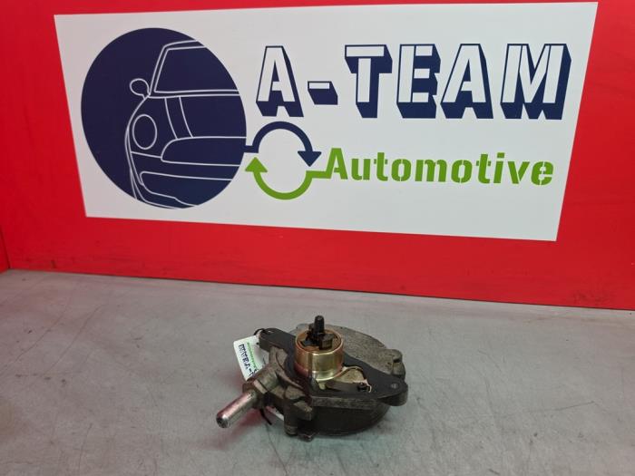 Gebruikte Vacuumpomp (Benzine) Mercedes C (W204) 1.8 C-200K 16V Prijs € 49,99 Margeregeling aangeboden door A-Team Automotive
