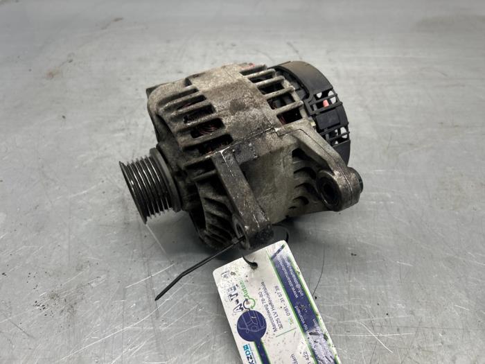 Gebruikte Dynamo Alfa Romeo 147 (937) 2.0 Twin Spark 16V Prijs € 19,99 Margeregeling aangeboden door A-team Automotive
