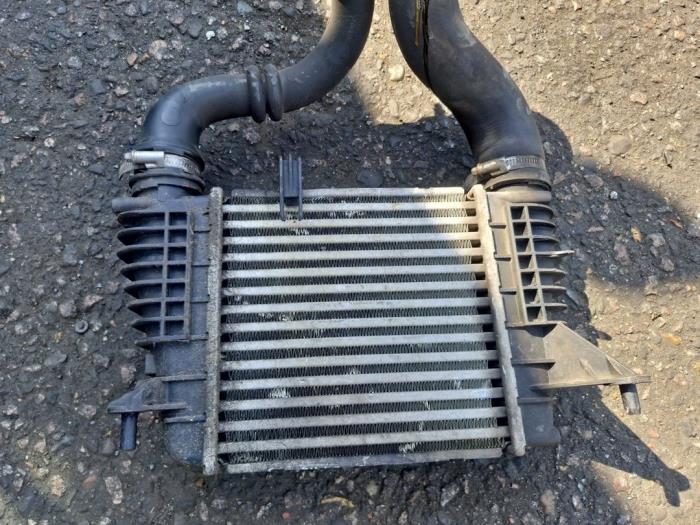 Gebruikte Intercooler Renault Clio III Estate/Grandtour (KR) 1.2 16V TCE 100 Prijs € 19,99 Margeregeling aangeboden door A-Team Automotive