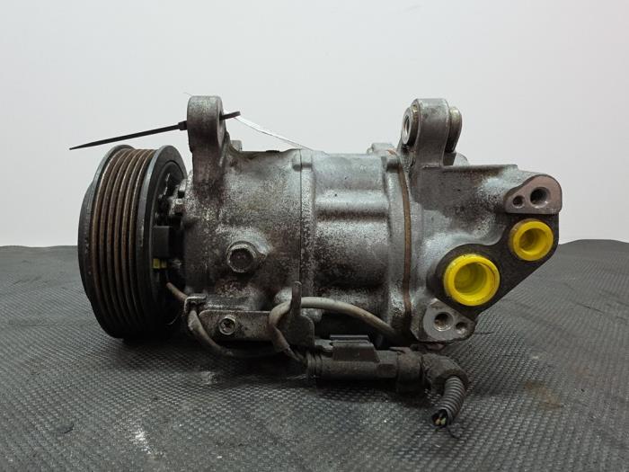 Gebruikte Aircopomp BMW 1 serie (F20) 116d 1.5 12V TwinPower Prijs € 39,99 Margeregeling aangeboden door A-Team Automotive