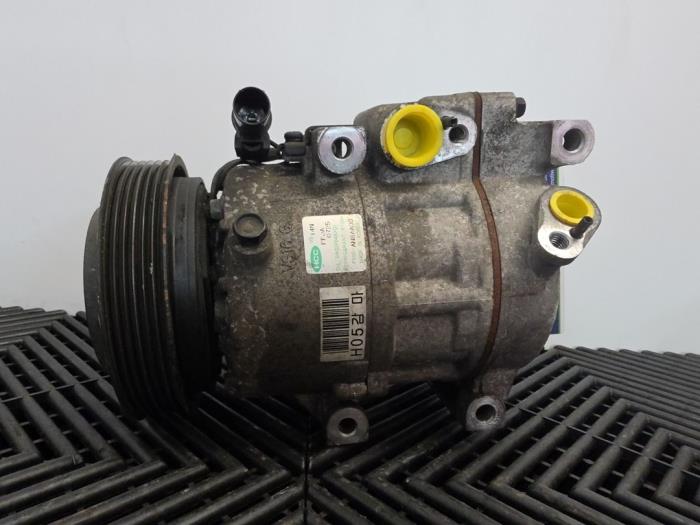 Gebruikte Pomp Airco Hyundai i30 Crosswagon (WWH) 1.4 CVVT 16V Prijs € 29,99 Margeregeling aangeboden door A-Team Automotive