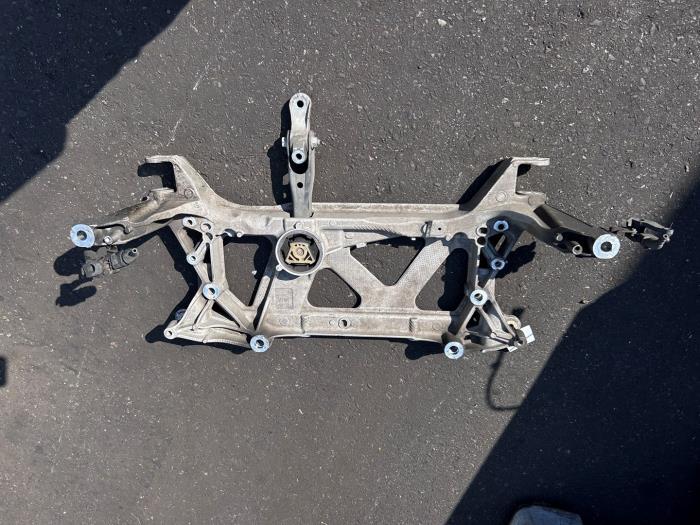 Gebruikte Subframe Volkswagen Golf VIII (CD1) 2.0 GTI 16V Prijs € 199,99 Margeregeling aangeboden door A-team Automotive