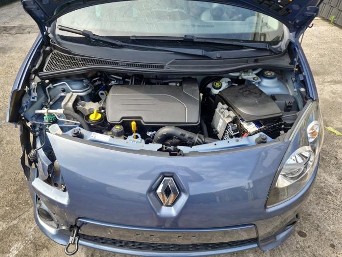 Gebruikte Motor Renault Twingo II (CN) 1.2 16V Prijs op aanvraag aangeboden door A-Team Automotive