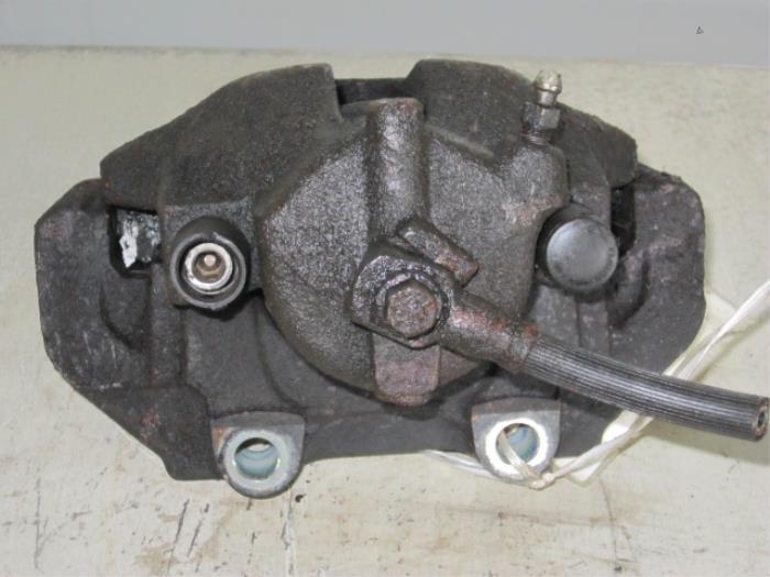 Front brake calliper, right - fca468d4-fdd3-4a80-a8cb-c5d014ee301e.jpg