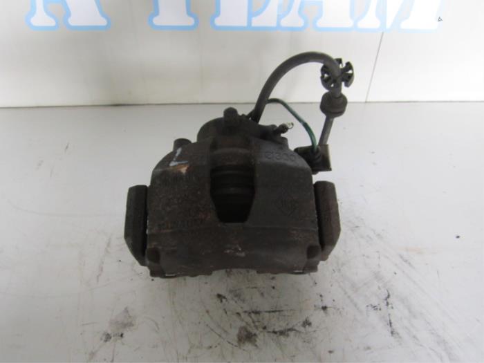 Front brake calliper, left - 22de7540-7452-4b27-8250-dd7138c7988c.jpg