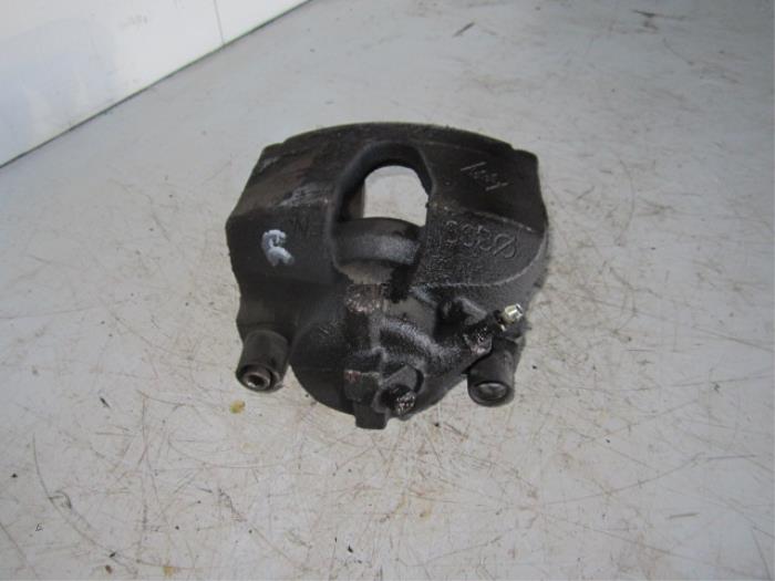 Front brake calliper, right - 9db8a4e1-3f50-4360-b5fb-40e1a9f8f00c.jpg