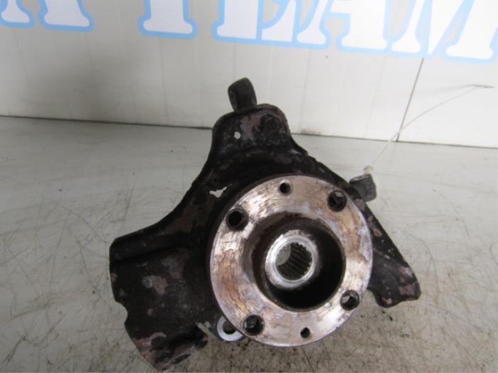 Knuckle, front right - 0af357cc-f250-496b-8094-599692e8493e.jpg
