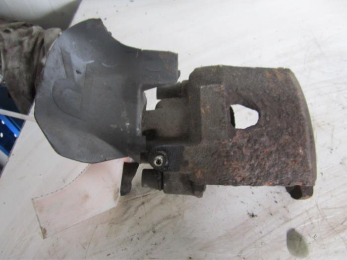 Front brake calliper, right - ee380296-98b1-4829-963b-db55d2dfcc67.jpg