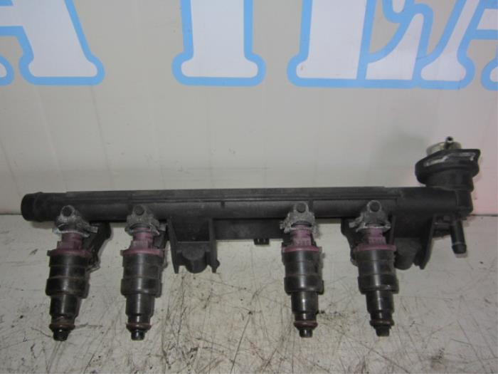 Fuel injector nozzle - 43d46ab1-e67a-48e9-bb79-c8ea8d4dfb28.jpg