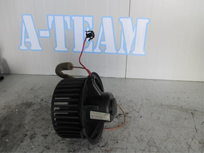 Motor de ventilador de calefactor - 49762850-f4f5-436a-89c3-c0fb026fa5e2.jpg