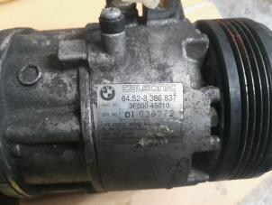 Aircopomp van een BMW 3 serie (E46/4) 320i 24V 2002