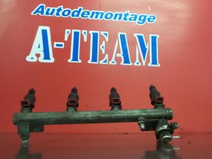 Gebruikte Injector brug Opel Astra G (F08/48) 2.0 16V Prijs € 49,99 Margeregeling aangeboden door A-Team Automotive