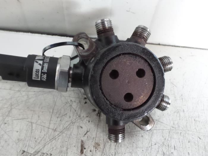 Fuel injector nozzle - 5a636047-133b-4f05-a2eb-bd3b292d5ea0.jpg