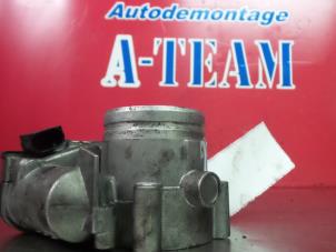 Gebruikte Gasklephuis Fiat Stilo (192A/B) 2.4 20V Abarth 3-Drs. Prijs € 49,99 Margeregeling aangeboden door A-Team Automotive