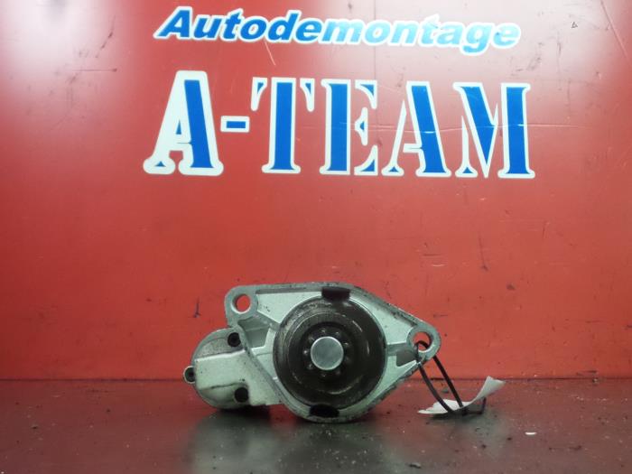 Gebruikte Startmotor Volkswagen Polo III (6N1) 1.9 D Prijs € 19,99 Margeregeling aangeboden door A-Team Automotive