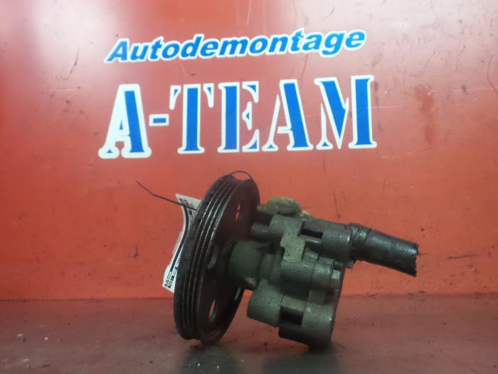 Gebruikte Servopomp Chrysler Voyager/Grand Voyager (RG/RS) 2.8 CRD 16V Autom. Prijs € 49,99 Margeregeling aangeboden door A-Team Automotive