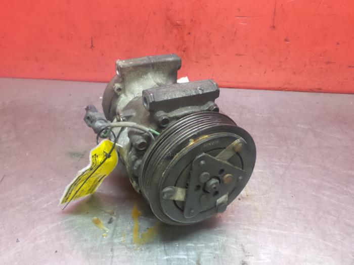 Aircopomp van een Ford Fiesta 5 (JD/JH) 1.4 TDCi 2002