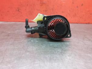Gebruikte Luchtmassameter Volkswagen Golf IV (1J1) 1.9 TDI Prijs € 14,99 Margeregeling aangeboden door A-Team Automotive
