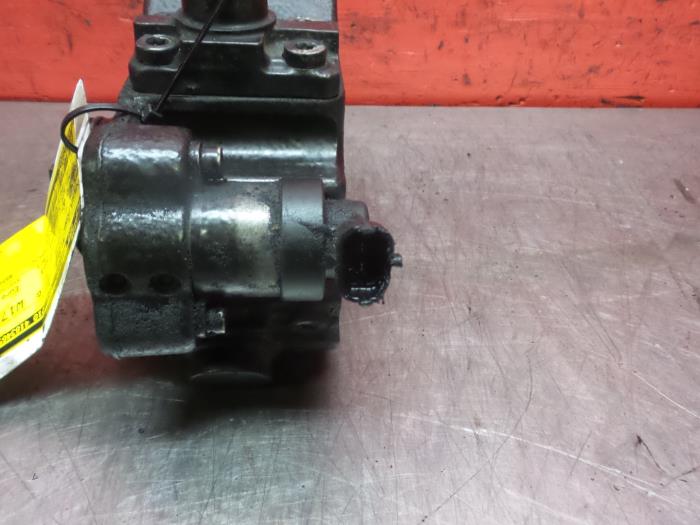 Dieselpomp van een Opel Corsa 2013