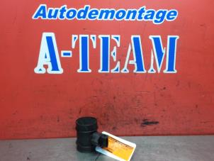 Gebruikte Luchtmassameter Opel Combo (Corsa C) 1.7 DI 16V Prijs € 14,99 Margeregeling aangeboden door A-Team Automotive