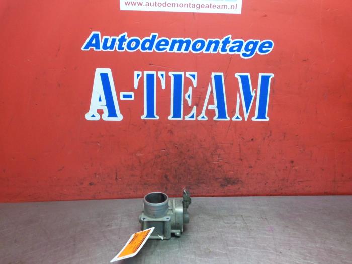 Gebruikte Gasklephuis Ford Focus 1 1.4 16V Kat. Prijs € 34,99 Margeregeling aangeboden door A-Team Automotive