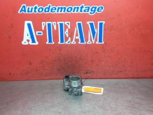 Gebruikte Gasklephuis Ford Transit Custom 2.0 TDCi 16V Eco Blue 105 Prijs € 24,99 Margeregeling aangeboden door A-Team Automotive