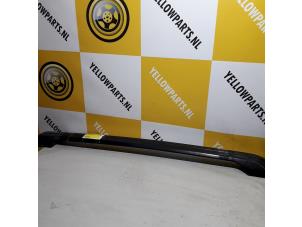 Gebruikte Dakrail set Suzuki Wagon-R+ (RB) 1.3 16V Prijs € 50,00 Margeregeling aangeboden door Yellow Parts
