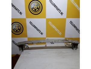Gebruikte Bumperbalk achter Suzuki Liana (ERC/ERD/RH4) Prijs € 35,00 Margeregeling aangeboden door Yellow Parts