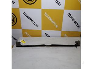 Gebruikte Bumperbalk achter Suzuki Liana (ERA/ERB/RH4) Prijs € 25,00 Margeregeling aangeboden door Yellow Parts