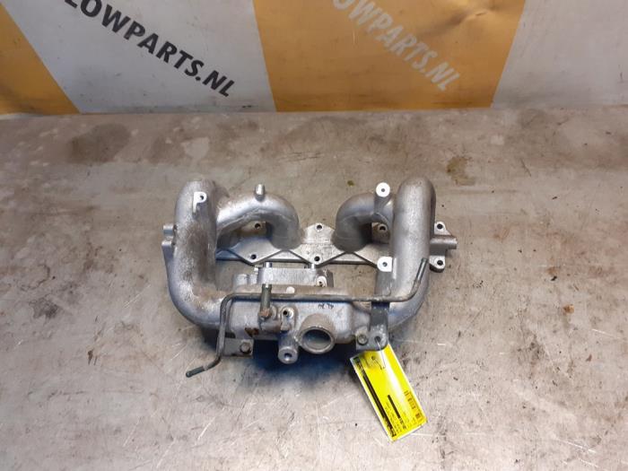 Gebruikte Inlaatspruitstuk Suzuki Jimny Softtop 1.3i 16V 4x4 Cabrio Prijs € 44,99 Margeregeling aangeboden door Yellow Parts