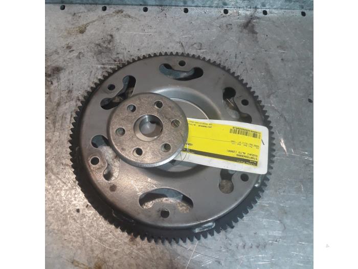 Gebruikte Starterkrans Suzuki Alto 1.0 12V Prijs € 25,00 Margeregeling aangeboden door Yellow Parts
