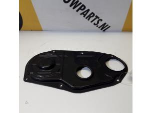 Gebruikte Distributiedeksel Suzuki Alto (SB308) 0.8 GA,GL,GLX Prijs € 10,00 Margeregeling aangeboden door Yellow Parts