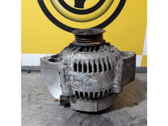 Gebruikte Dynamo Suzuki Baleno (GC/GD) 1.6 16V Prijs € 30,00 Margeregeling aangeboden door Yellow Parts