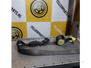 Gebruikte Veiligheidsgordel rechts-voor Suzuki Vitara (ET/FT/TA) 2.0i V6 24V Prijs € 45,00 Margeregeling aangeboden door Yellow Parts