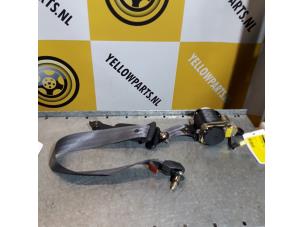 Gebruikte Gordelspanner rechts Suzuki Baleno (GA/GB) 1.6 16V Prijs € 30,00 Margeregeling aangeboden door Yellow Parts