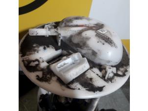 Gebruikte Benzinepomp Suzuki Swift (ZA/ZC/ZD1/2/3/9) 1.5 VVT 16V Prijs € 39,99 Margeregeling aangeboden door Yellow Parts