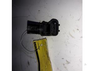 Gebruikte Sensor Nokkenas Suzuki Swift (ZA/ZC/ZD1/2/3/9) 1.3 VVT 16V Prijs € 40,00 Margeregeling aangeboden door Yellow Parts
