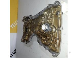 Distributiedeksel van een Suzuki Swift (ZA/ZC/ZD1/2/3/9) 1.3 VVT 16V 2006