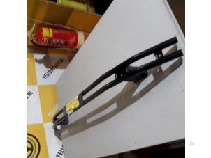 Nieuwe Bumperframe achter Suzuki Swift (ZA/ZC/ZD1/2/3/9) 1.3 VVT 16V Prijs € 78,65 Inclusief btw aangeboden door Yellow Parts