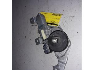 Gebruikte Motor Ruitenwisser achter Suzuki Swift (ZA/ZC/ZD) 1.2 16V Prijs € 29,99 Margeregeling aangeboden door Yellow Parts